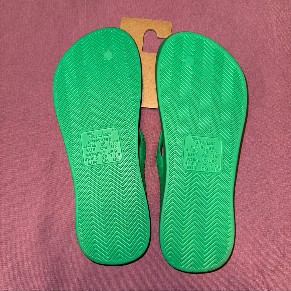 Archie’s flip flops in Kelly green limited edition color - Picture 2 of 3